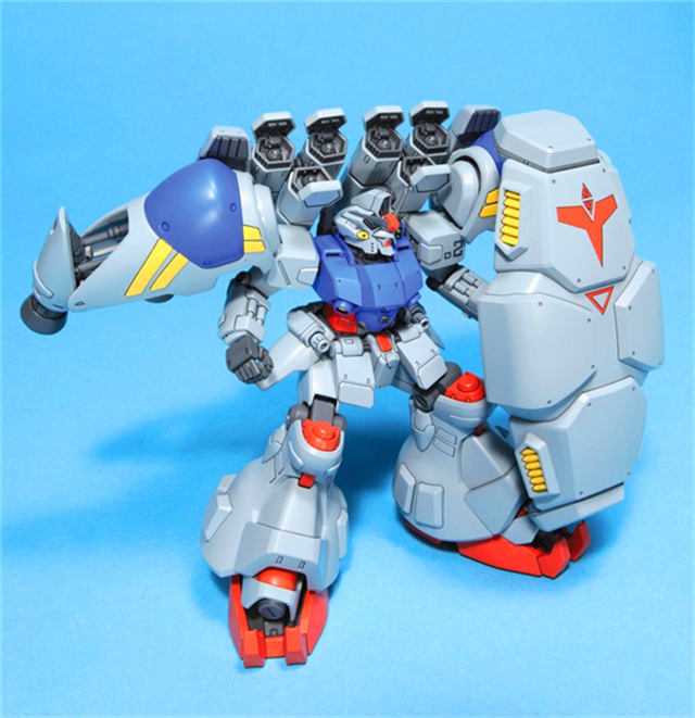 HGUC 1/144 #75 Gundam "Physalis" (Type-MLRS) - obrazek 5